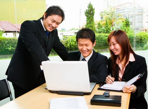 Giới thiệu việc làm cho thực tập sinh